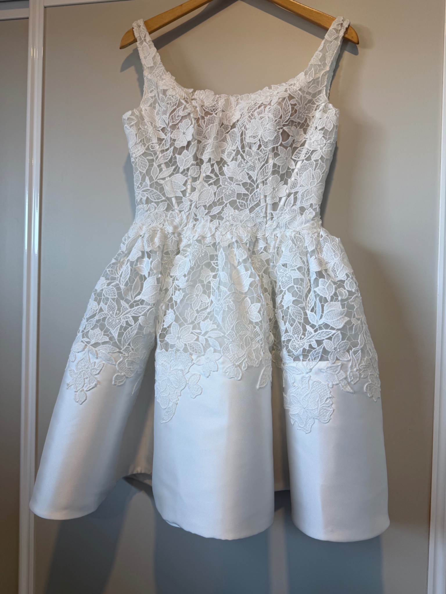 Sophie wedding dress detail