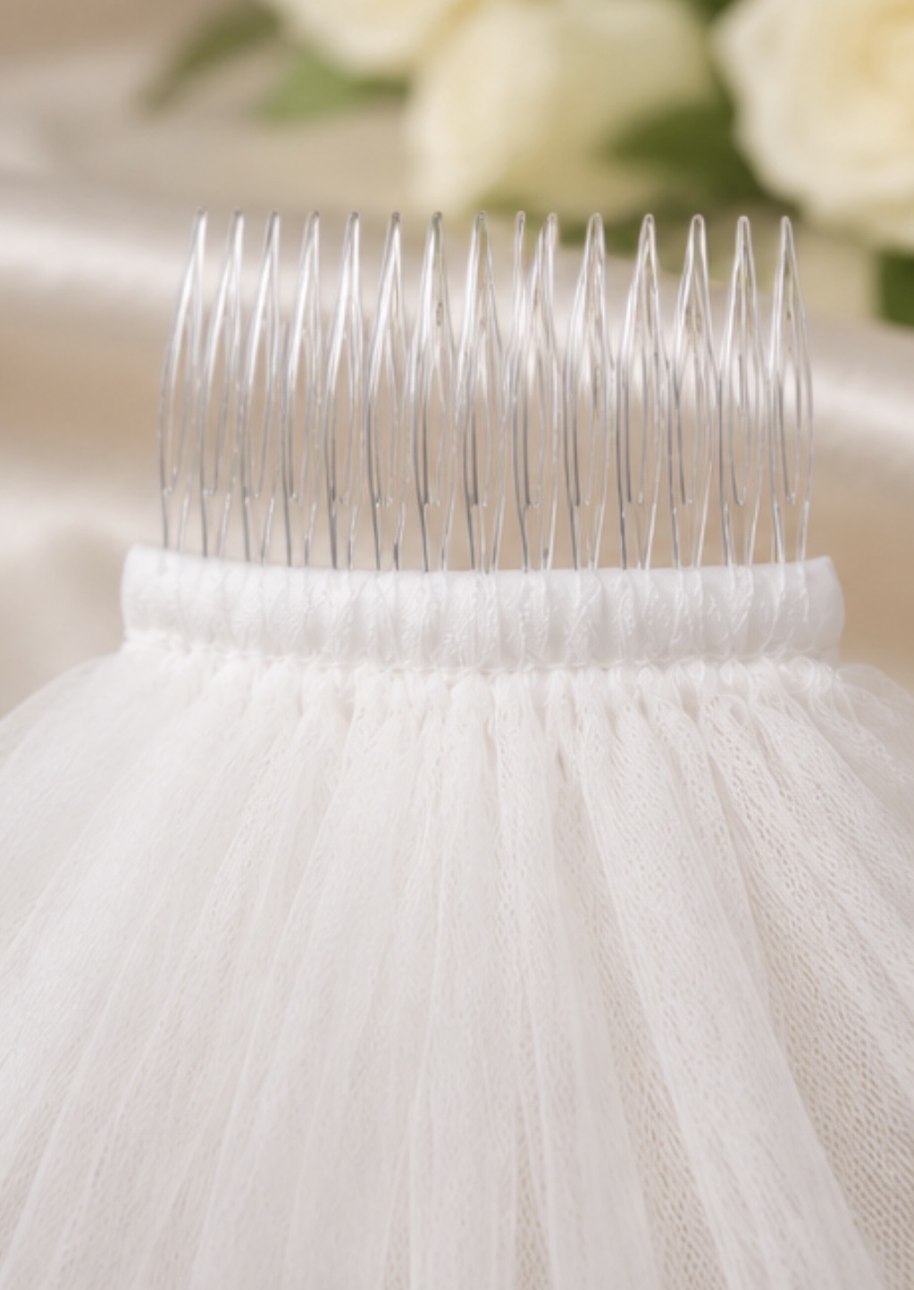 Eva wedding veil detail